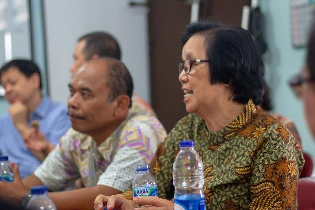 Anggota DPH Bp Benjamin Girsang dan Ibu Cicil